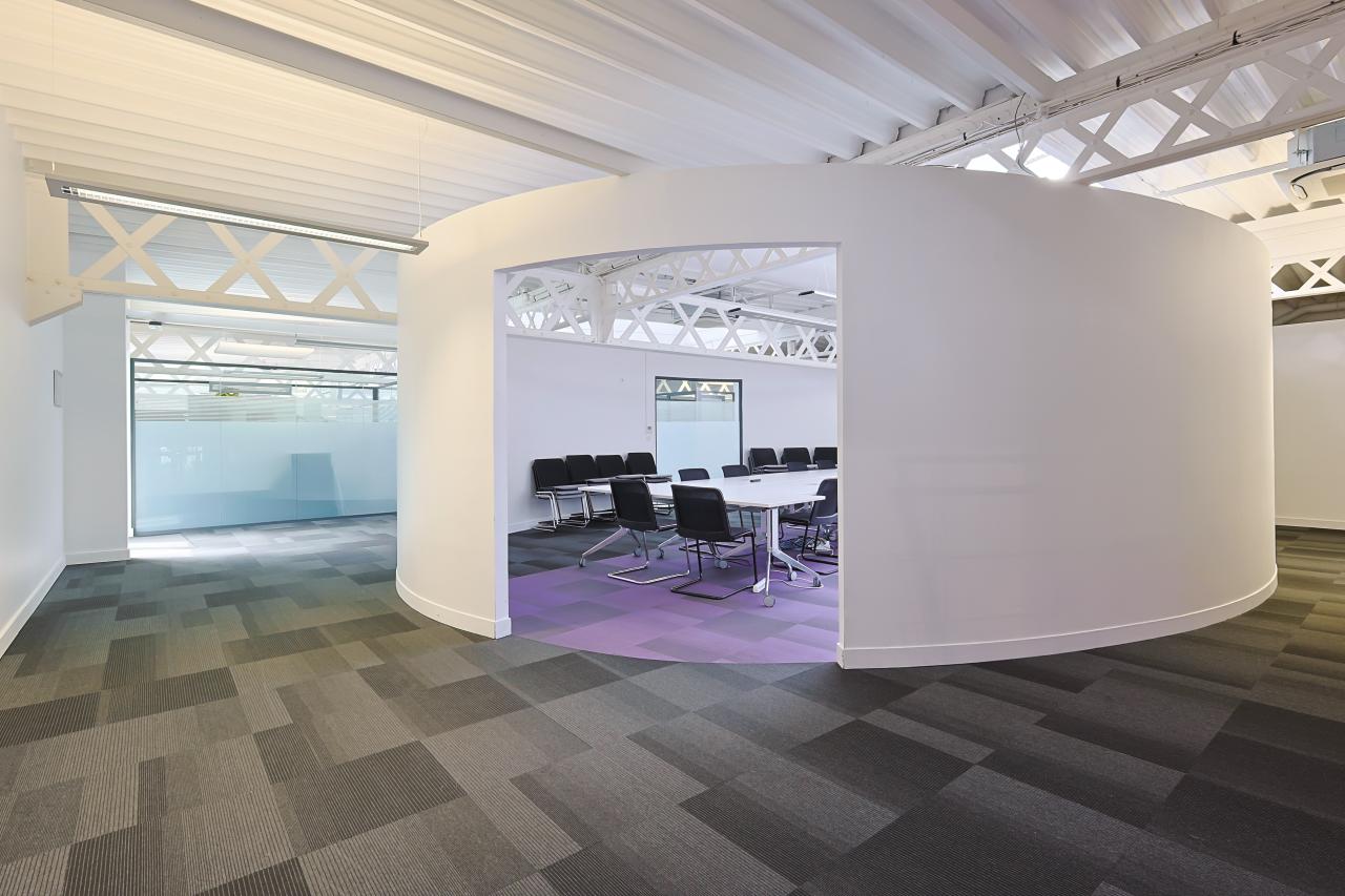 Bureau La Madeleine 1714m² Location bureau La Madeleine Nord OLBUR2422850 2